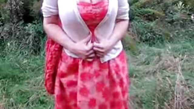 Nicole Love laisse un mec méchant film porno entier français lui baiser le cul pendant qu'elle gémit