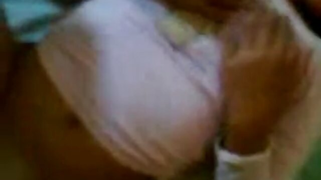 Espionner ma mère infidèle avec son copain de baise film xxx en entier